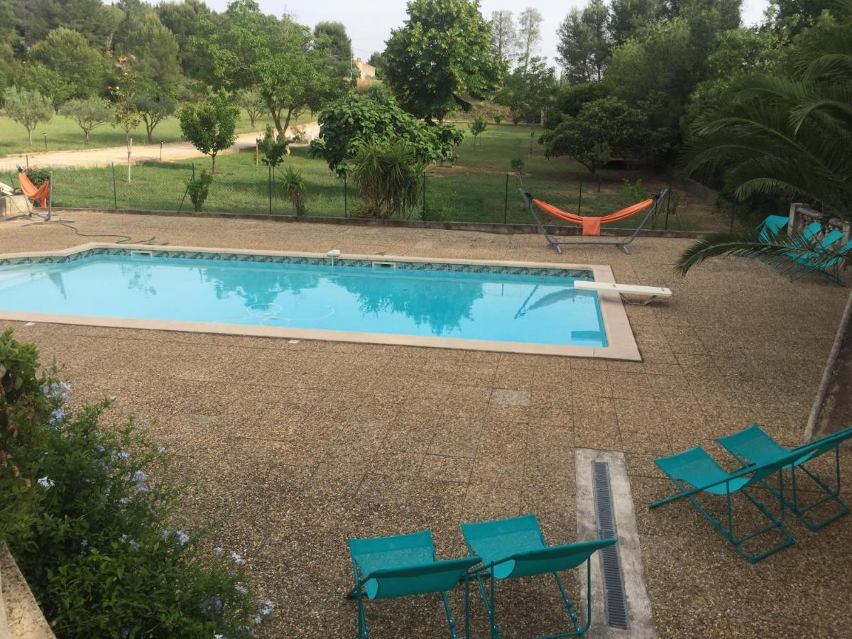 Sur Les Pas De Pagnol Acomodação com café da manhã Aubagne Exterior foto