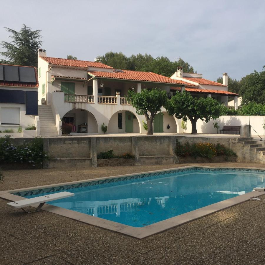 Sur Les Pas De Pagnol Acomodação com café da manhã Aubagne Exterior foto